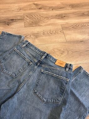 PAIGE Billy Crop Jeans Women’s size 29 (6) Dark Wash Premium Denim